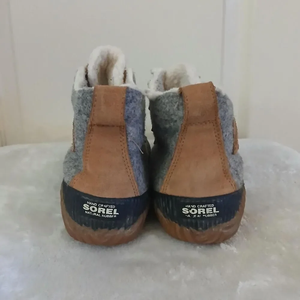 Sorel Out 'N About Plus Waterproof Duck Boots Gray Wool Tan Leather 6 Gorpcore